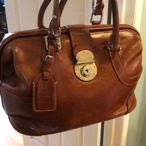 Rare Dooney Doctors Satchel!